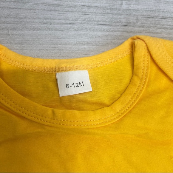 Baby Girl “Little Miss Sassy” Yellow Sunflower Outfit Set size 6-12 Months - Picture 4 of 11